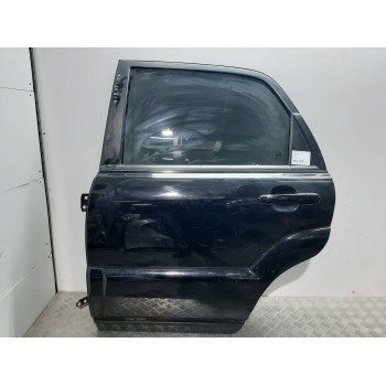 PUERTA TRASERA IZQUIERDA 770031F020 NEGRO 
