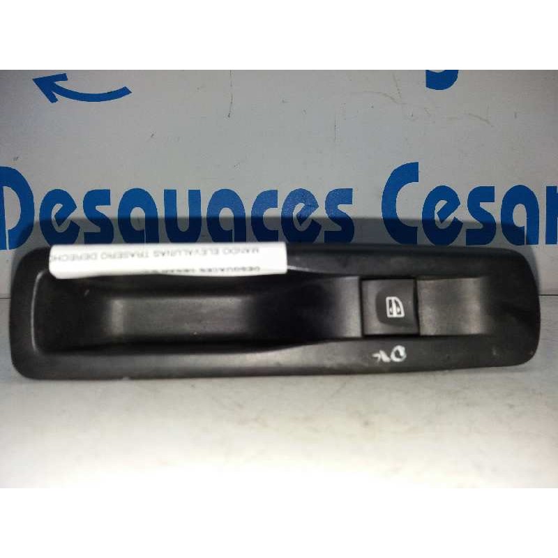 MANDO ELEVALUNAS TRASERO DERECHO 829500004R  - imagen 1