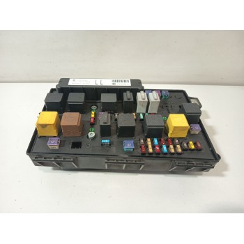 CAJA RELES / FUSIBLES 13268302M 5DK00946450 