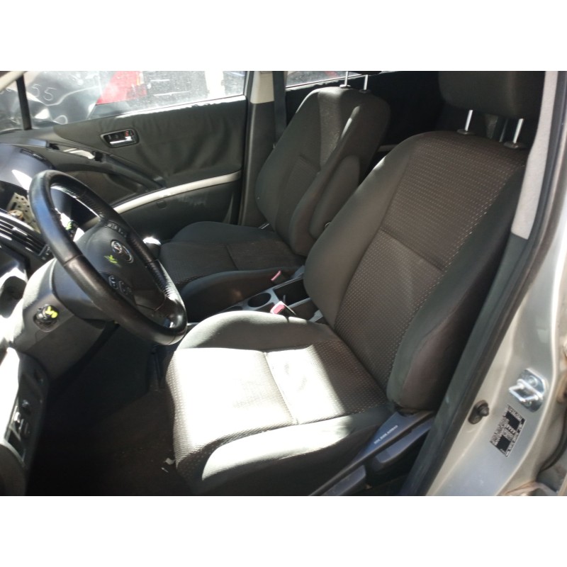 TOYOTA COROLLA VERSO (ZER_, ZZE12_, R1_) - imagen 6