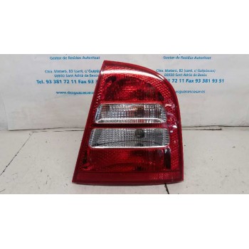 PILOTO TRASERO DERECHO 1U6945112C 