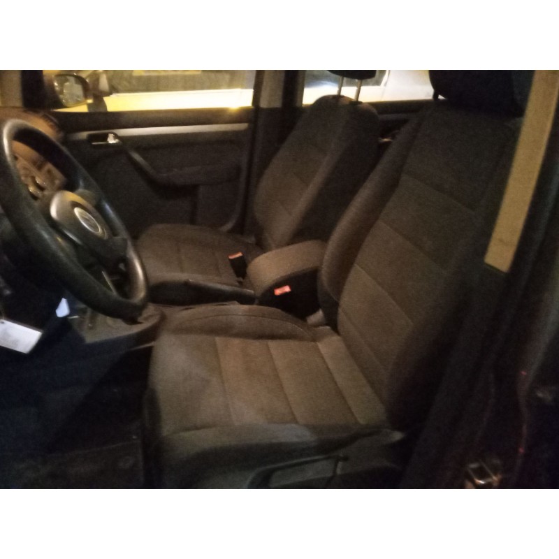 VOLKSWAGEN TOURAN (1T1, 1T2) - imagen 4