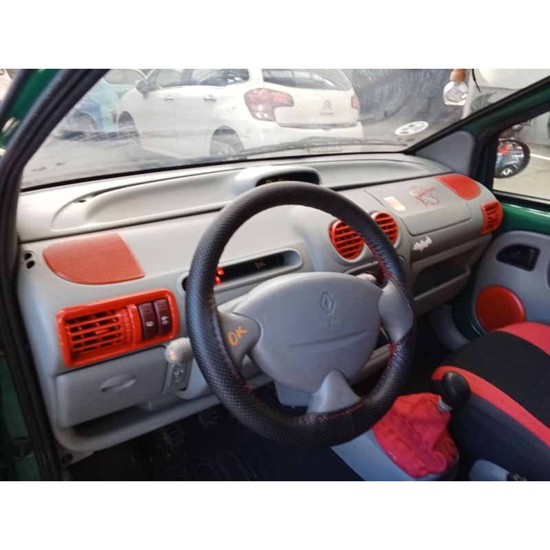 RENAULT TWINGO I (C06_) - imagen 4