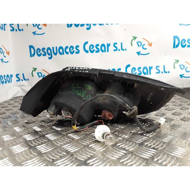 PILOTO TRASERO DERECHO 9240206010  - imagen 2