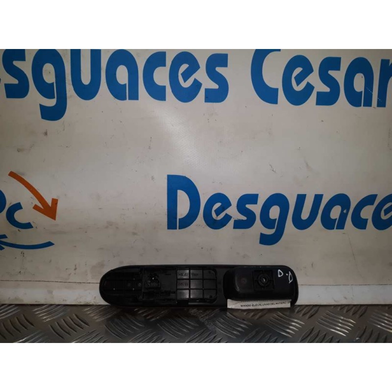 MANDO ELEVALUNAS DELANTERO DERECHO  - imagen 2