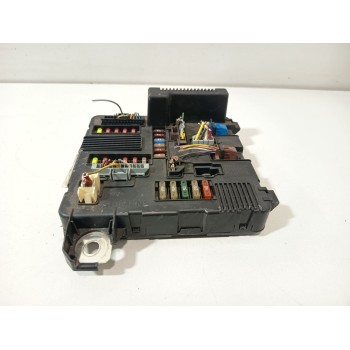 CAJA RELES / FUSIBLES 8200306032C 