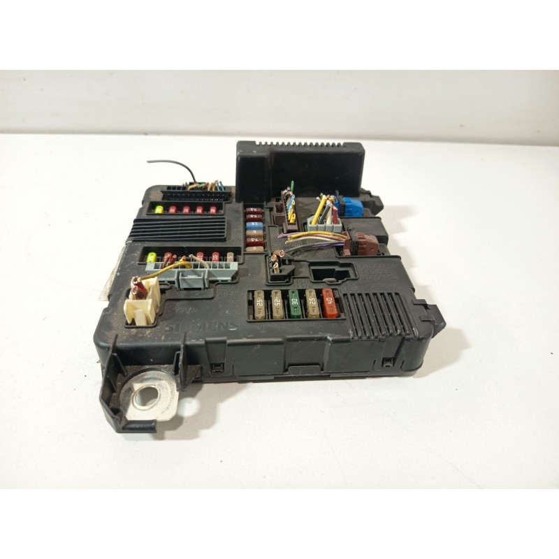 CAJA RELES / FUSIBLES 8200306032C  - imagen 1