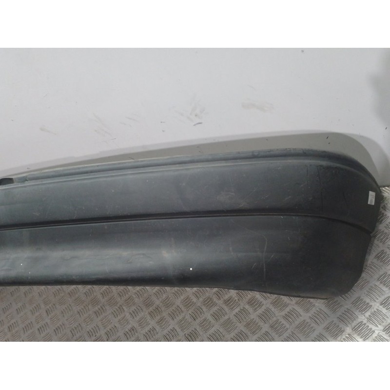 PARAGOLPES TRASERO NEGRO  - imagen 3