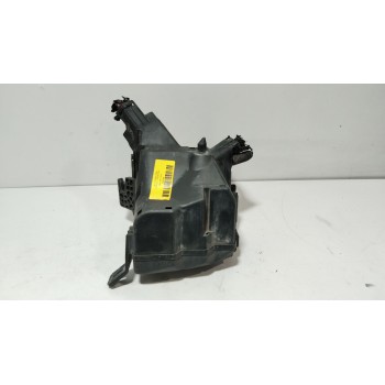 CAJA RELES / FUSIBLES 8V5114B144BA 
