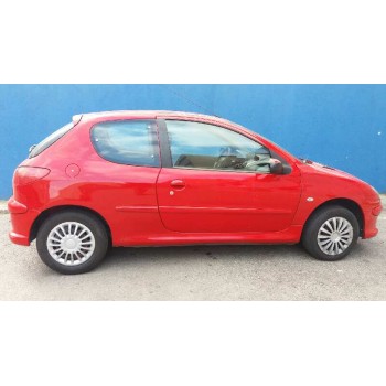 PEUGEOT 206 BERLINA