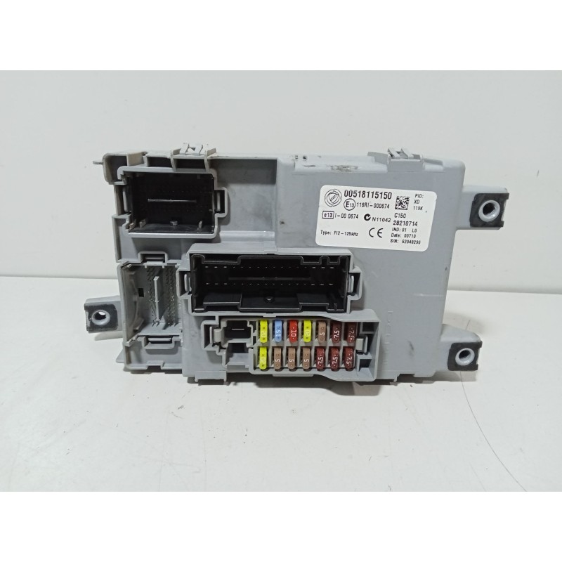 CAJA RELES / FUSIBLES 00518115150  - imagen 1