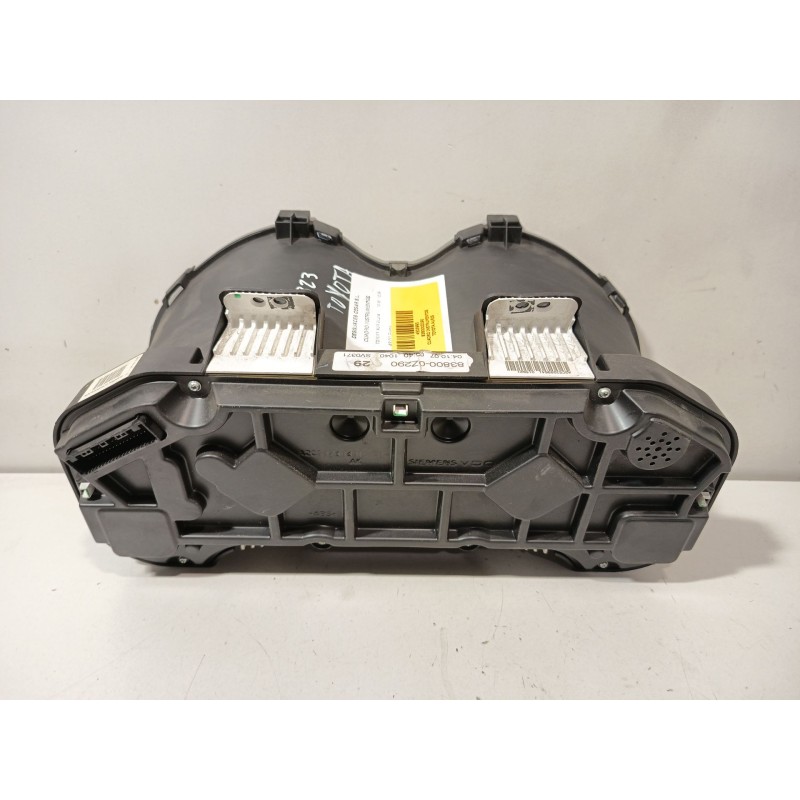 CUADRO INSTRUMENTOS 838000Z290  - imagen 4