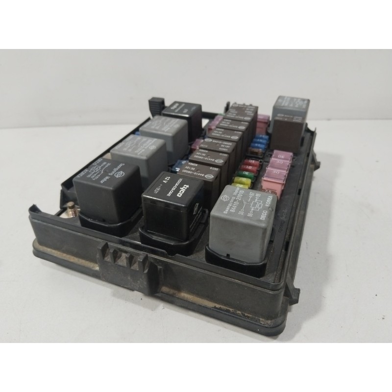 CAJA RELES / FUSIBLES A105DSL  - imagen 2