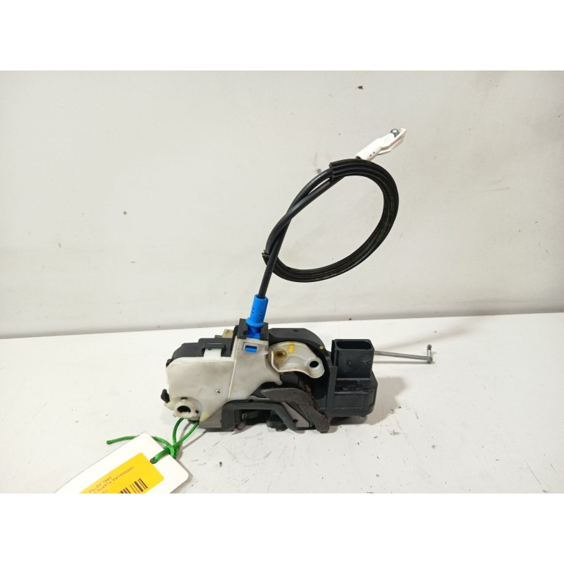 CERRADURA PUERTA DELANTERA DERECHA 13579523  - imagen 1