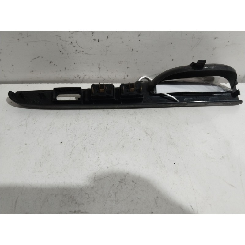 MANDO ELEVALUNAS DELANTERO IZQUIERDO T867171B  - imagen 3