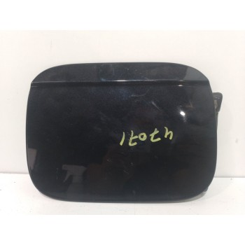 TAPA EXTERIOR COMBUSTIBLE 3R0010685L NEGRO