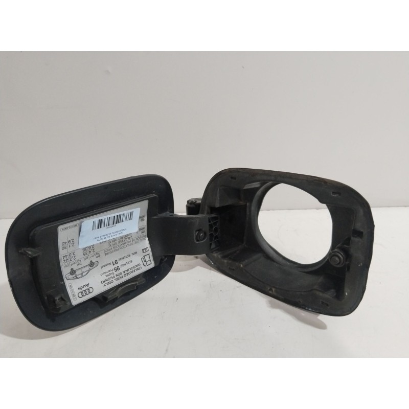 TAPA EXTERIOR COMBUSTIBLE  - imagen 2