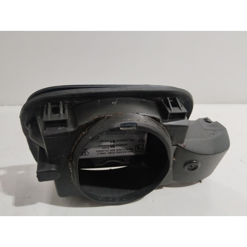 TAPA EXTERIOR COMBUSTIBLE  - imagen 3