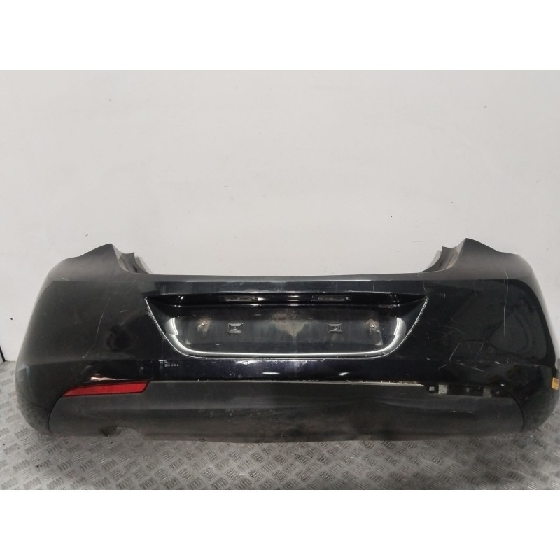 PARAGOLPES TRASERO 13348049  - imagen 1