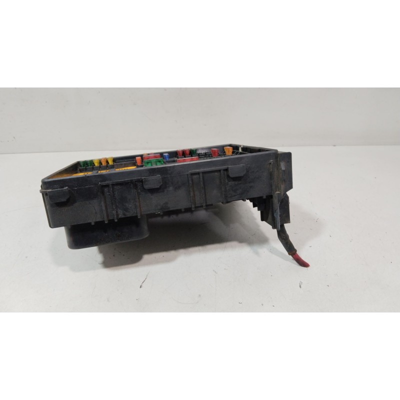 CAJA RELES / FUSIBLES 1K0937124K  - imagen 3