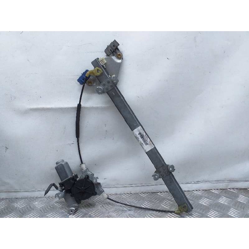 ELEVALUNAS DELANTERO DERECHO 80700BM605  - imagen 1