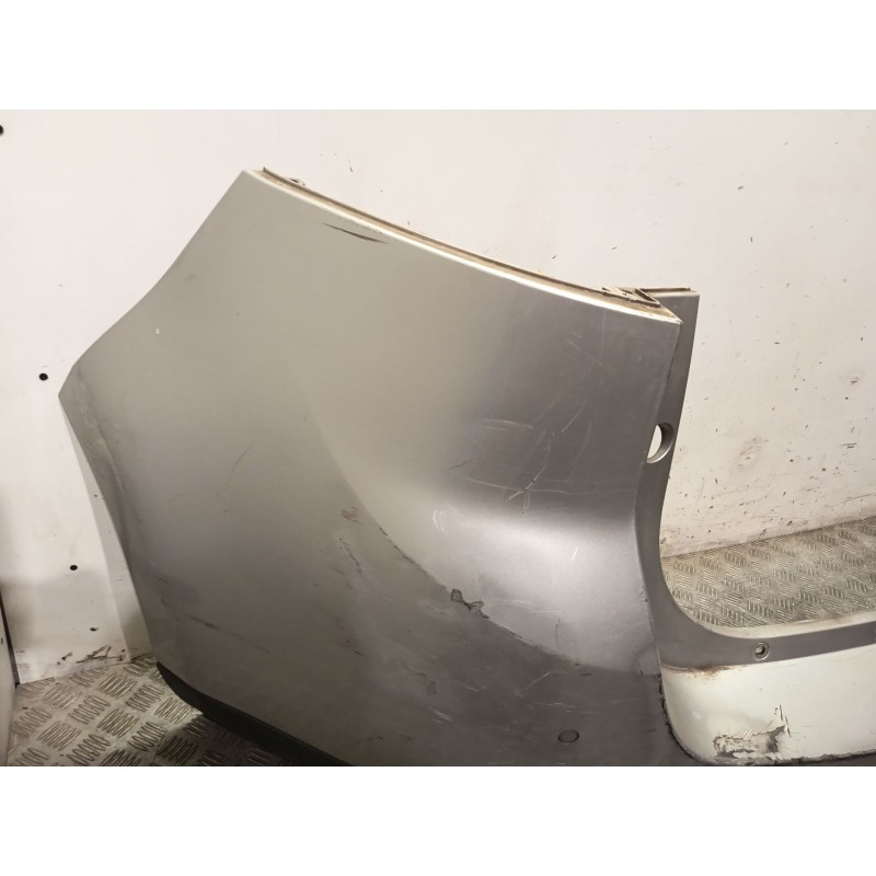 PARAGOLPES TRASERO 850126081R  - imagen 2