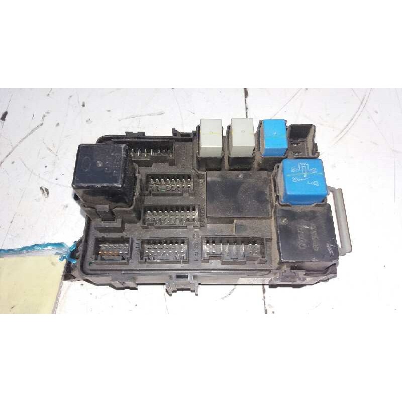 CAJA RELES / FUSIBLES AKE5080457A 919501G010 - imagen 2