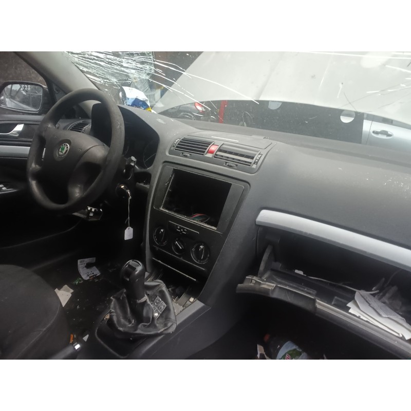 SKODA OCTAVIA II COMBI (1Z5) - imagen 3