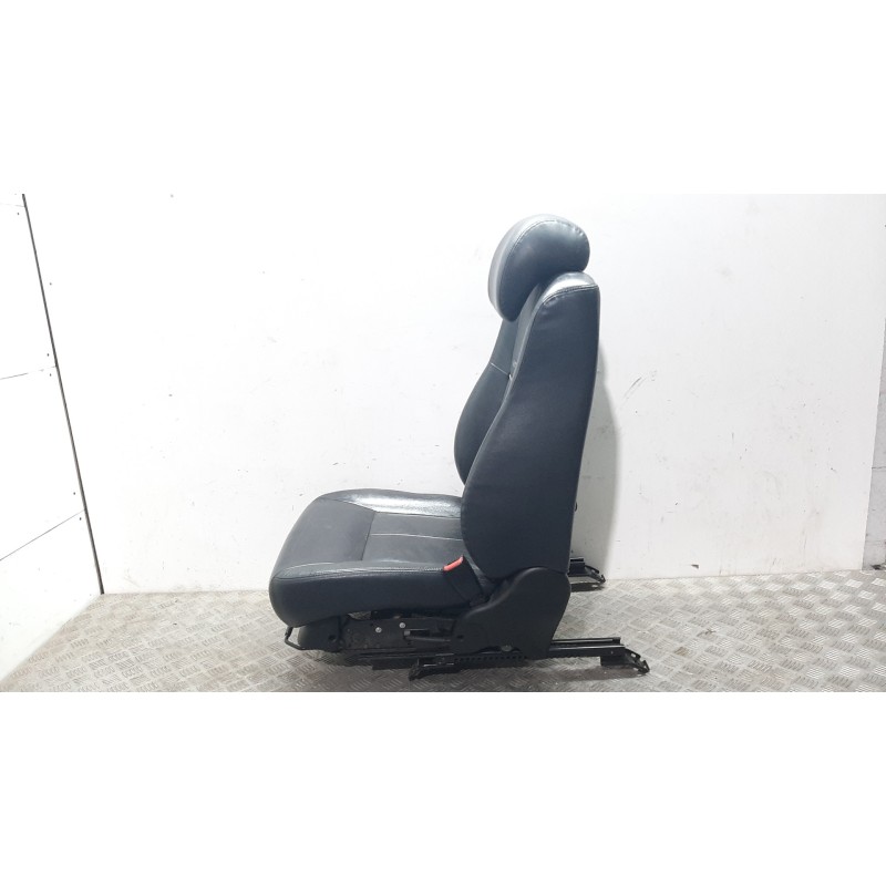 ASIENTO DELANTERO DERECHO NEGRO  - imagen 2