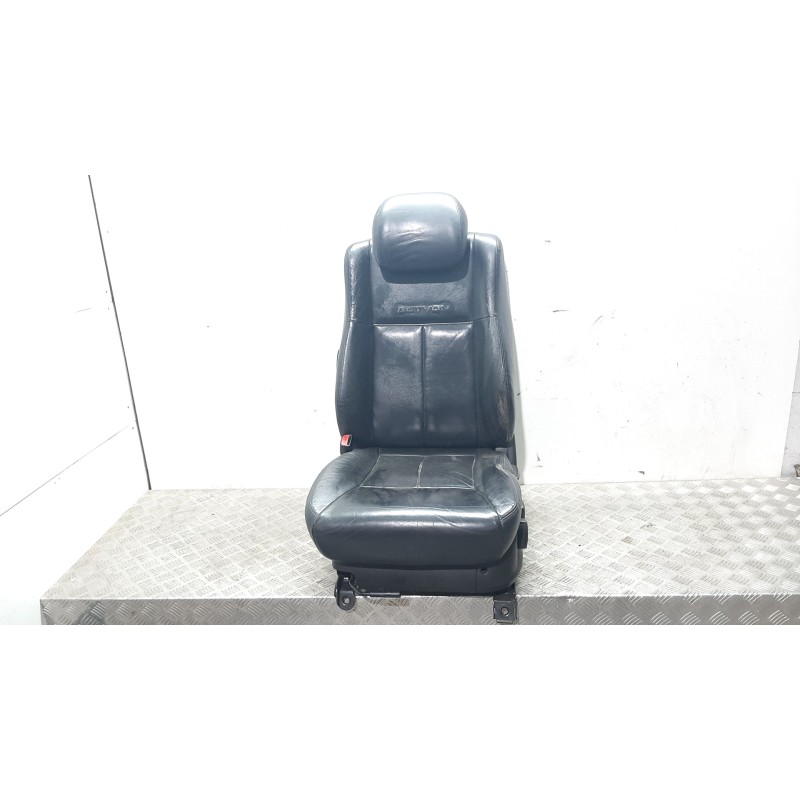 ASIENTO DELANTERO IZQUIERDO NEGRO  - imagen 1