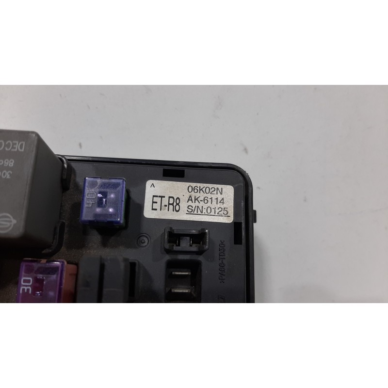 CAJA RELES / FUSIBLES 06k02n ET-R8  - imagen 2