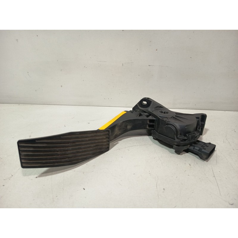 PEDAL ACELERADOR 13252702  - imagen 1