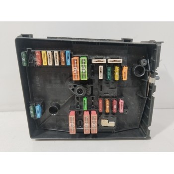 CAJA RELES / FUSIBLES 1K0937124D 
