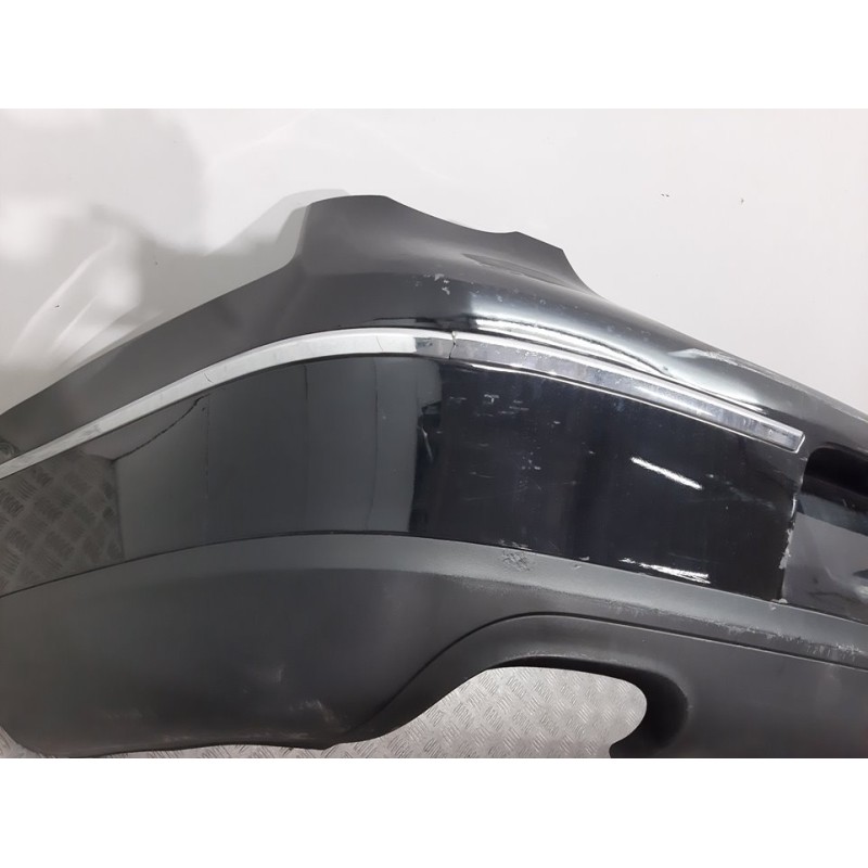 PARAGOLPES TRASERO NEGRO  - imagen 3