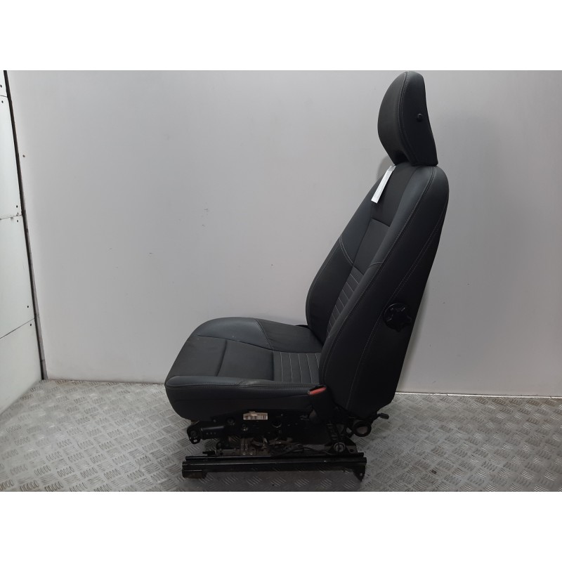ASIENTO DELANTERO DERECHO  - imagen 2