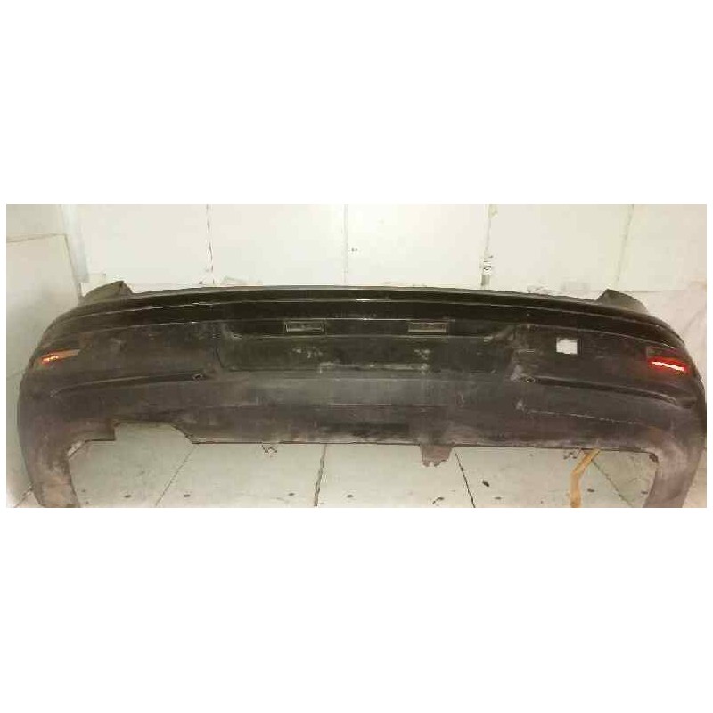 PARAGOLPES TRASERO NEGRO 