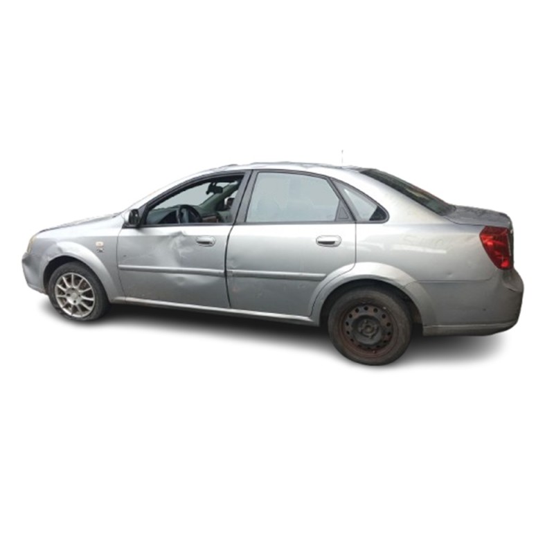 DAEWOO NUBIRA SEDÁN (J200) - imagen 2