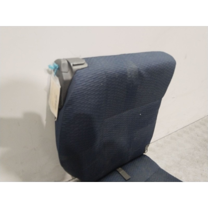 ASIENTO TRASERO DERECHO AZUL  - imagen 3
