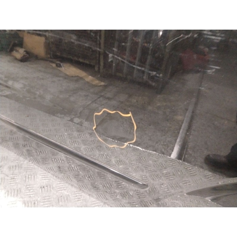 PUERTA TRASERA IZQUIERDA NEGRO  - imagen 4