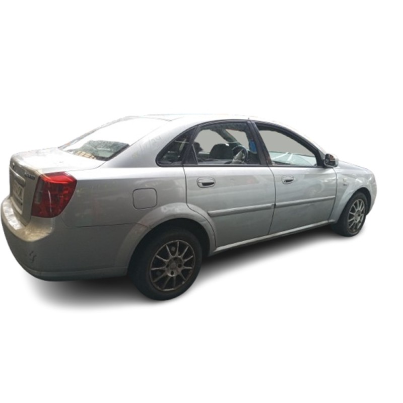 DAEWOO NUBIRA SEDÁN (J200) - imagen 4