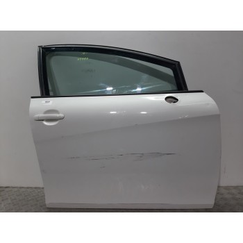 PUERTA DELANTERA DERECHA BLANCO 