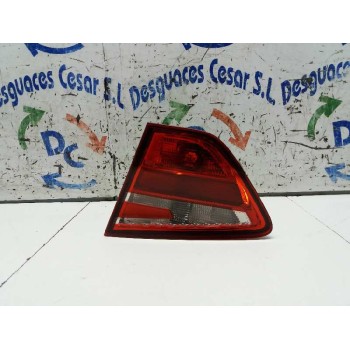 PILOTO PORTON TRASERO DERECHO 