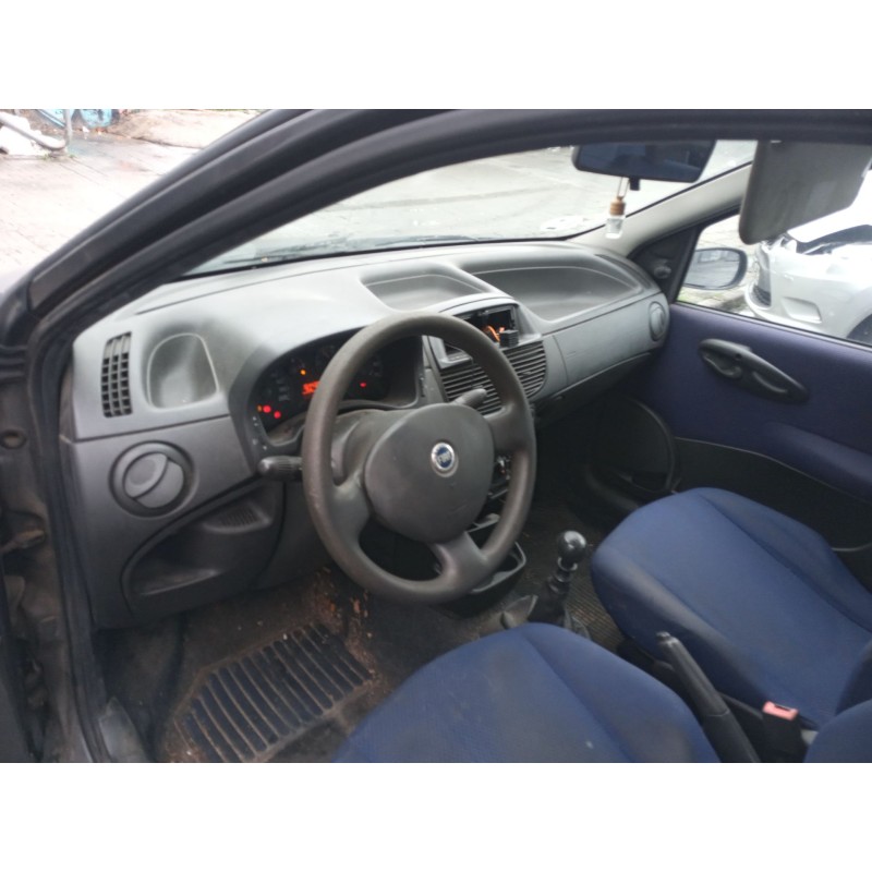 FIAT PUNTO FURGONETA/HATCHBACK (188_) - imagen 2