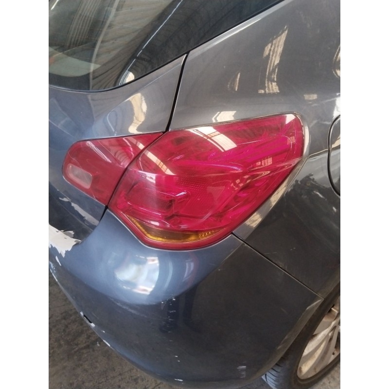 PILOTO TRASERO DERECHO 13306454  - imagen 2