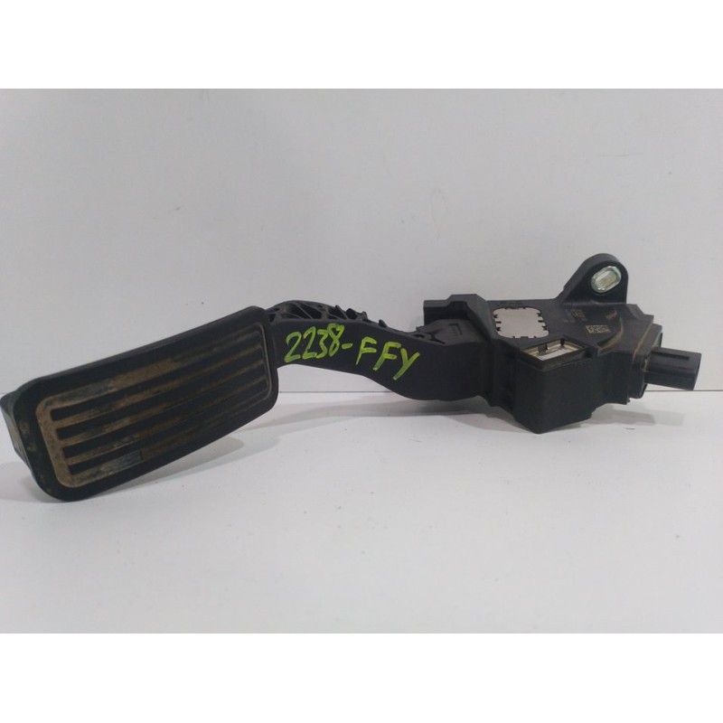 PEDAL ACELERADOR 781100D010  - imagen 1