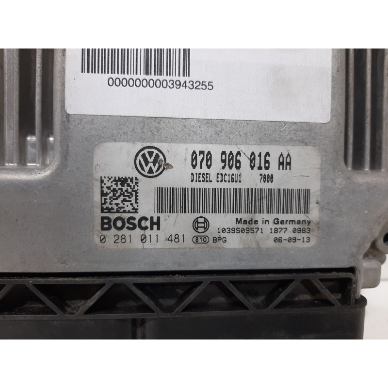 CENTRALITA MOTOR UCE 070906016AA 0281011481  - imagen 3