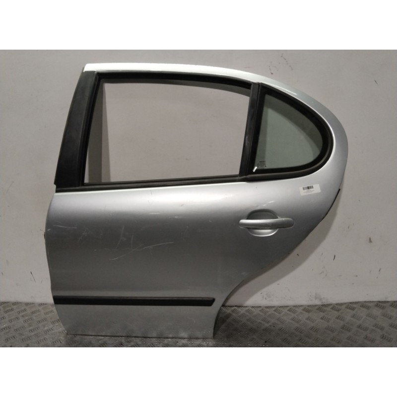 PUERTA TRASERA IZQUIERDA 1M0833055L PLATA - imagen 1