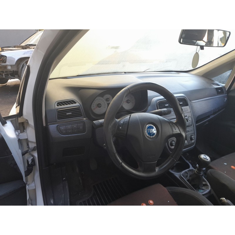 FIAT GRANDE PUNTO (199_) - imagen 3