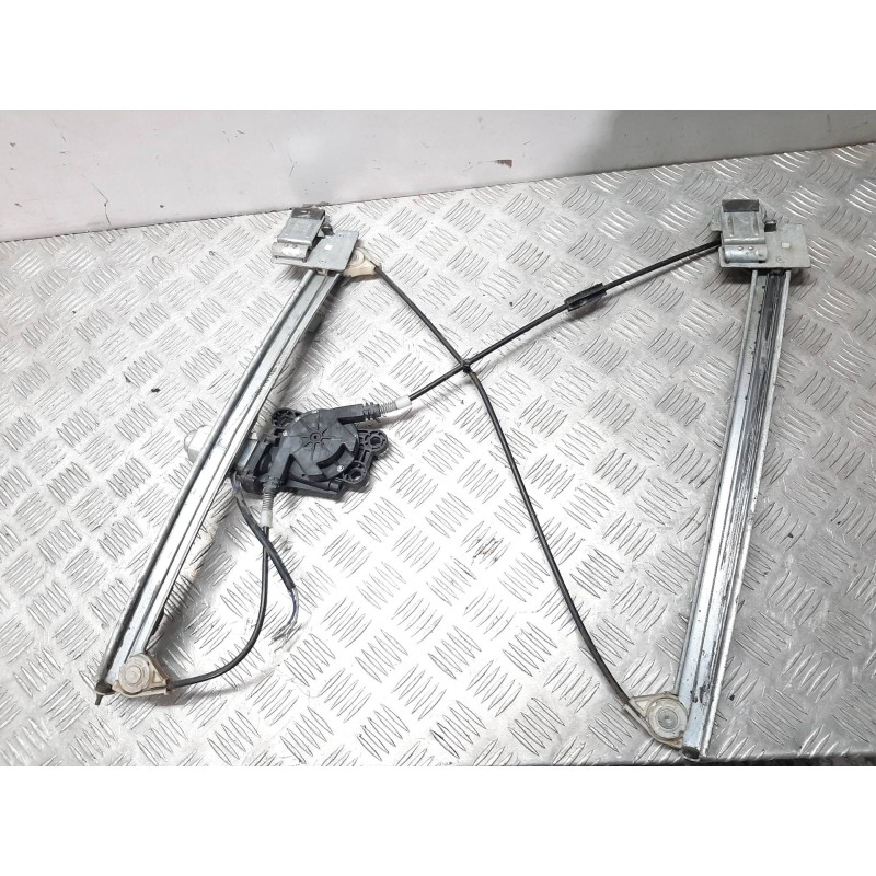 ELEVALUNAS DELANTERO IZQUIERDO  - imagen 1