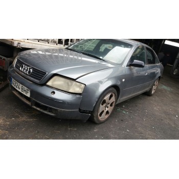 AUDI A6 BERLINA (4B2)